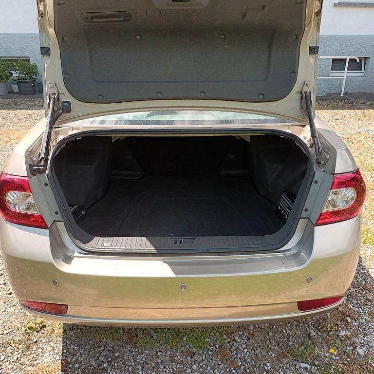 Gebraucht Chevrolet Epica 143 PS (105 kW) 2010 Weiß Limousine