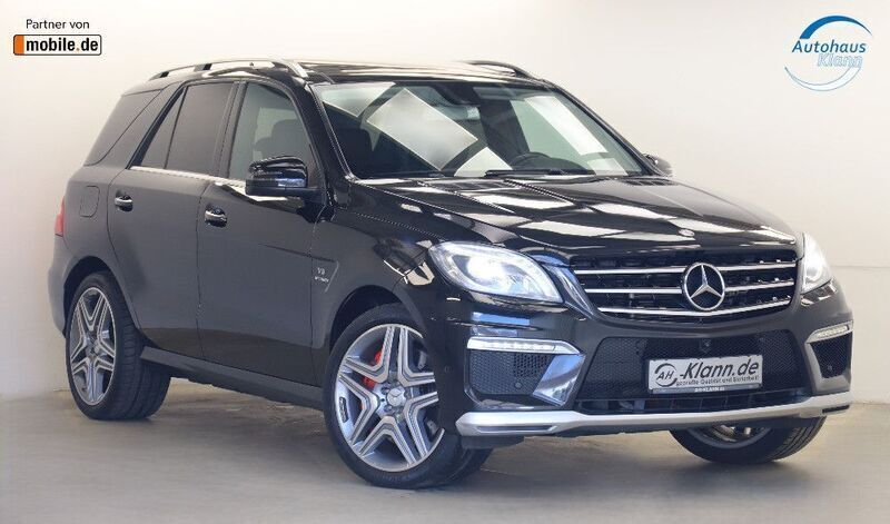 Schwarz Gebraucht 2013 Mercedes ML63 AMG AMG SUV | 33.999 € (Etwas zu teuer) - Bild 1/4