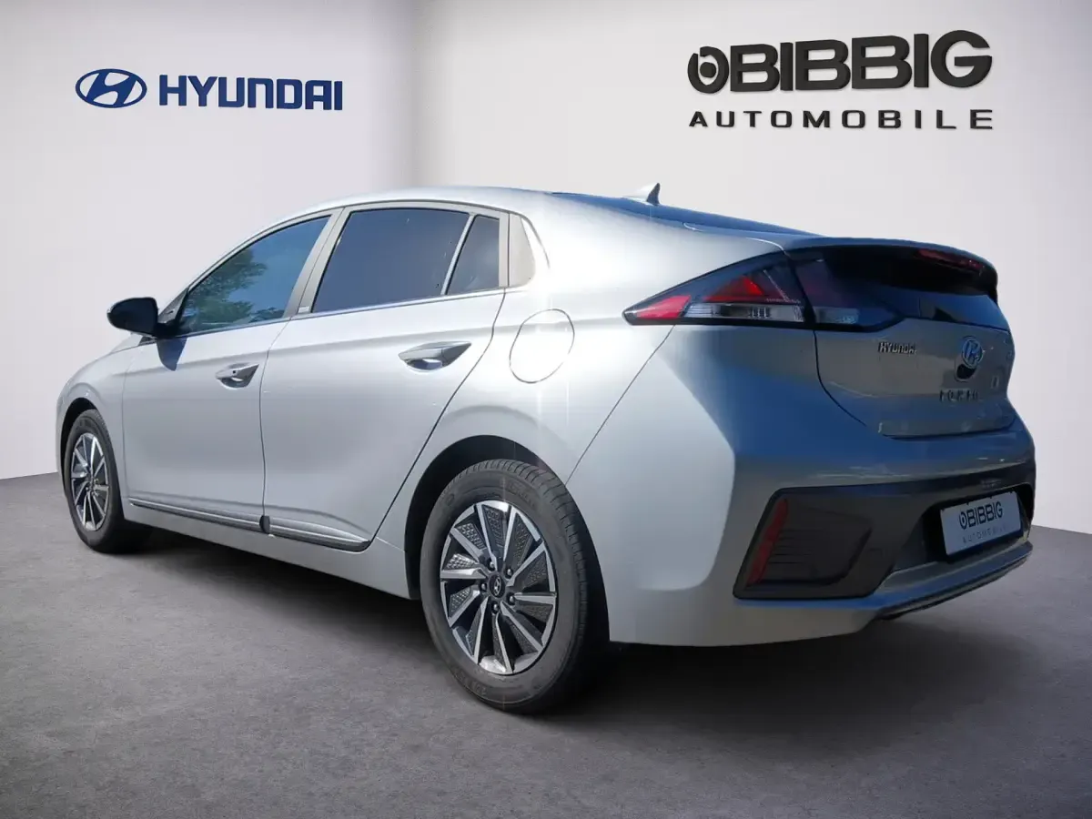 Gebraucht Hyundai Ioniq Style 100 kW (136 PS) 2020 Grau Kleinwagen