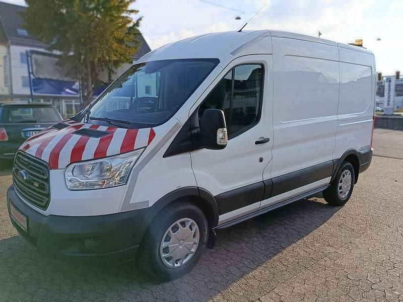 Second-hand Ford Transit 131 CP (96 kW) 2019 Alb Monovolum