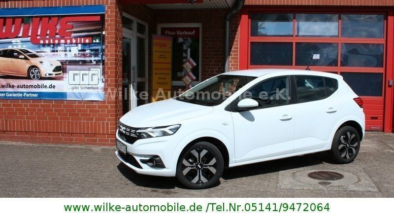 Weiß Neu 2025 Dacia Sandero Expression Kleinwagen | 18.990 € (Guter Preis) - Bild 1/4