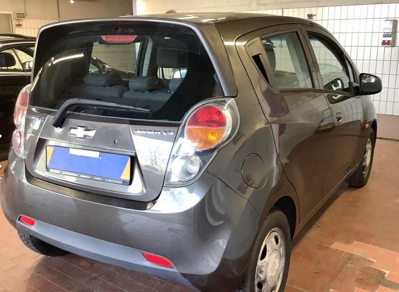 Gebraucht Chevrolet Spark LS 68 PS (50 kW) 2010 Schwarz Kleinwagen