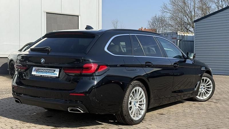 Gebraucht BMW 530e 292 PS (214 kW) 2021 Schwarz Kombi