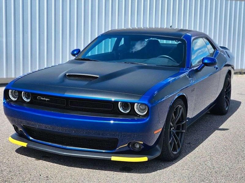 Gebraucht Dodge Challenger 492 PS (361 kW) 2022 Indigo blue Coupé