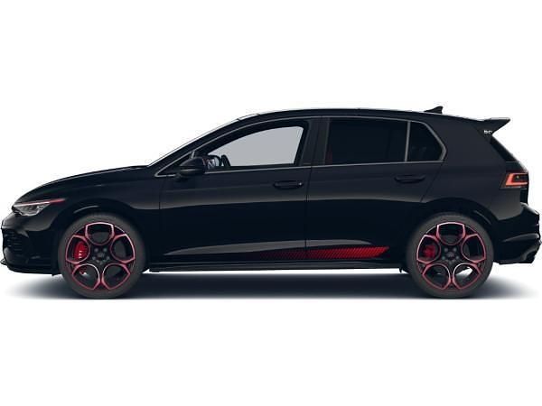 Neu VW Golf VIII Comfortline 325 PS (239 kW) 2025 Schwarz (grenadillschwarz) Limousine