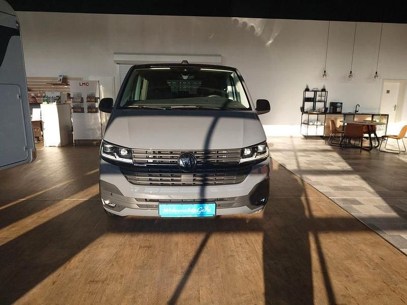 Grau Gebraucht 2023 VW Multivan Van | 64.900 € - Bild 1/4