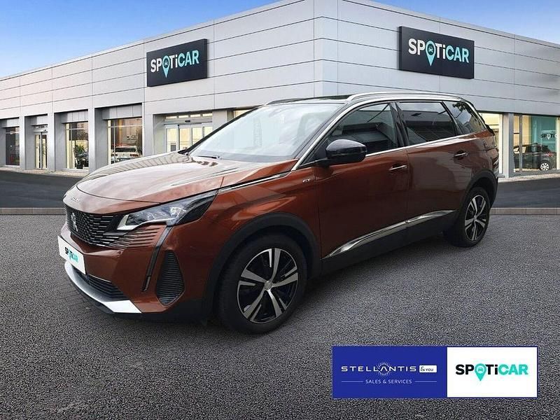 Braun Gebraucht 2021 Peugeot 5008 GTi Van / Kleinbus | 22.390 € (Superpreis) - Bild 1/4