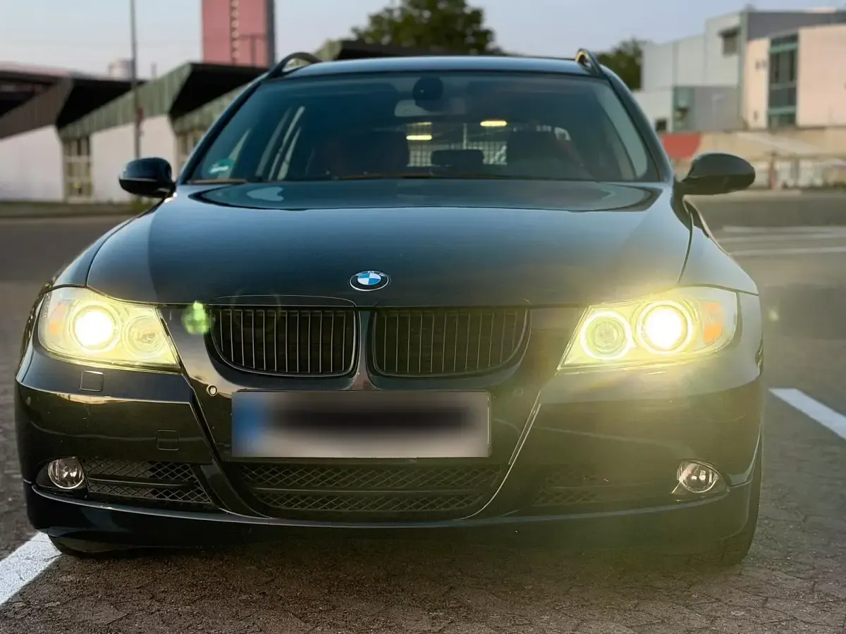 Gebraucht BMW 320 170 PS (125 kW) 2007 Schwarz Kombi