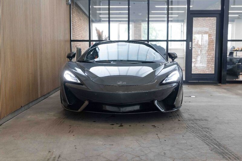Gebraucht McLaren 570GT 570 PS (419 kW) 2018 Grau