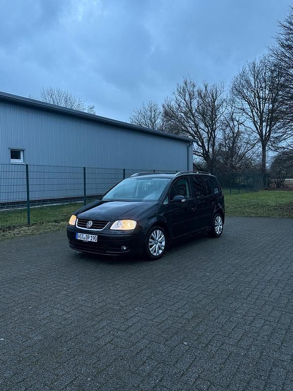 Gebraucht VW Touran 140 PS (102 kW) 2005 Schwarz Van / Kleinbus