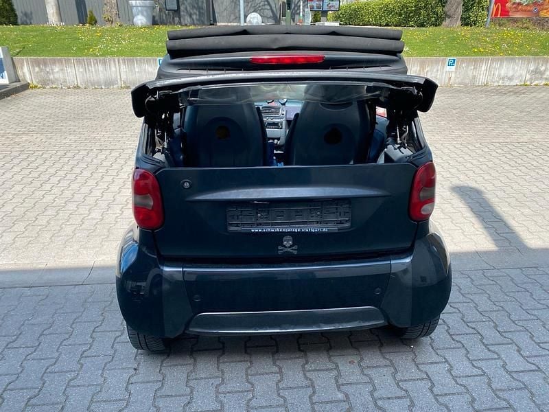 Gebraucht Smart ForTwo Cabrio 45 PS (33 kW) 2002 Schwarz Cabrio
