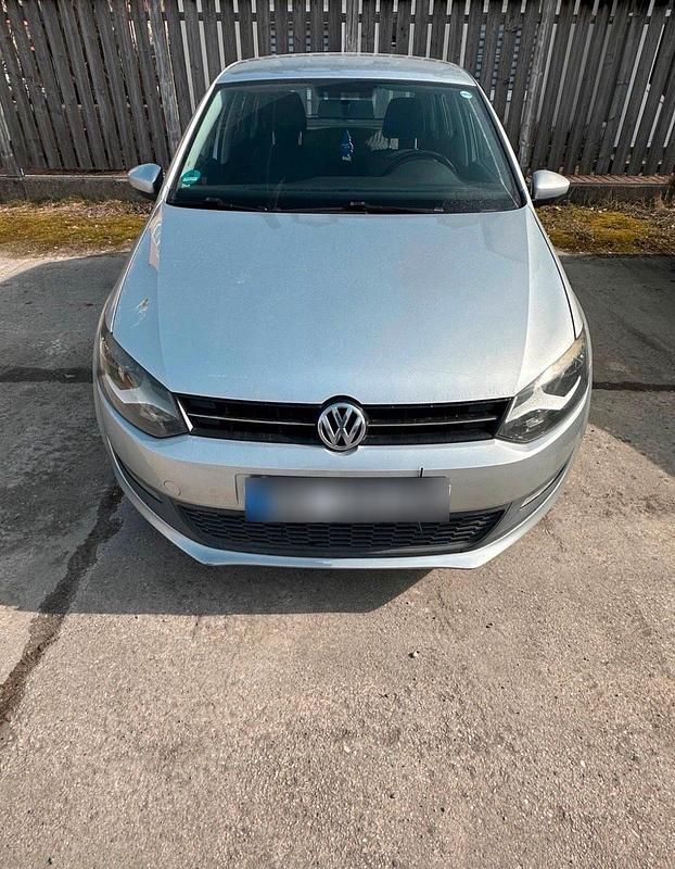 Gebraucht VW Polo 69 PS (50 kW) 2010 Silber Kleinwagen