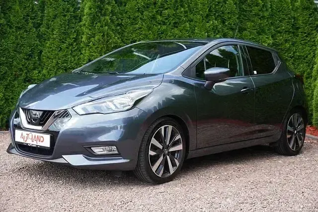 Gebraucht Nissan Micra Tekna 90 PS (66 kW) 2018 Grau Kleinwagen