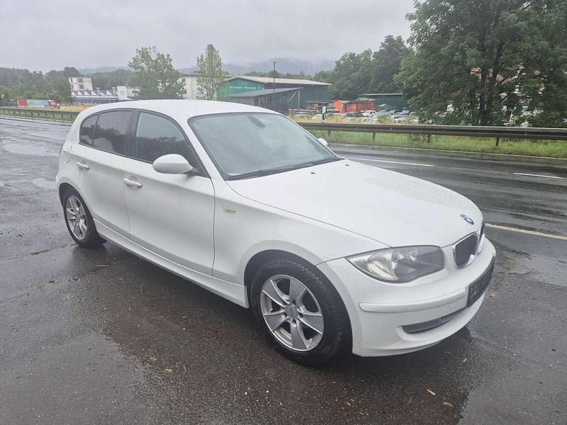 Alpinweiss 3 Gebraucht 2008 BMW 116 Kleinwagen | 5.500 € (Teuer) - Bild 1/4