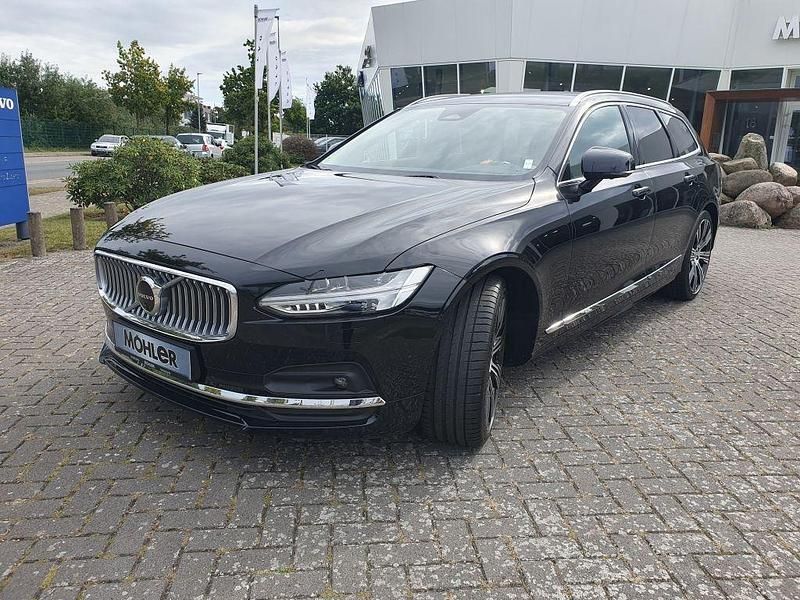 Gebraucht Volvo V90 Plus 197 PS (144 kW) 2024 Schwarz Kombi