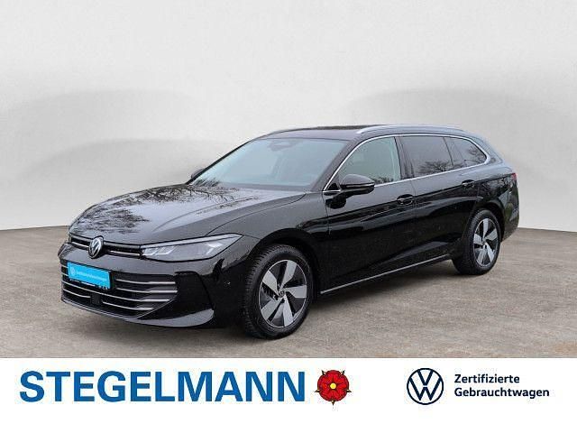 Grenadillschwarz metallic Gebraucht 2025 VW Passat Business Kombi | 33.390 € (Fairer Preis) - Bild 1/4