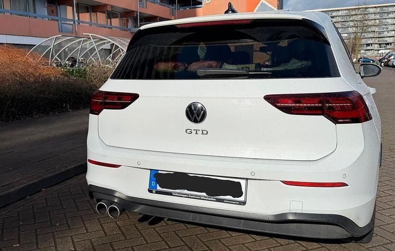 Gebraucht VW Golf VIII GTD 200 PS (147 kW) 2024 Weiß Limousine