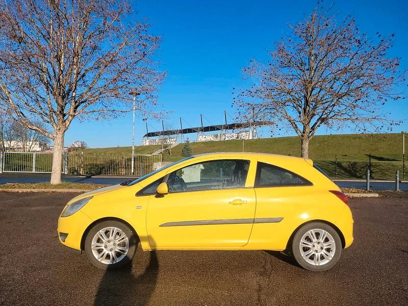 Gebraucht Opel Corsa 80 PS (58 kW) 2008 Gelb Kleinwagen