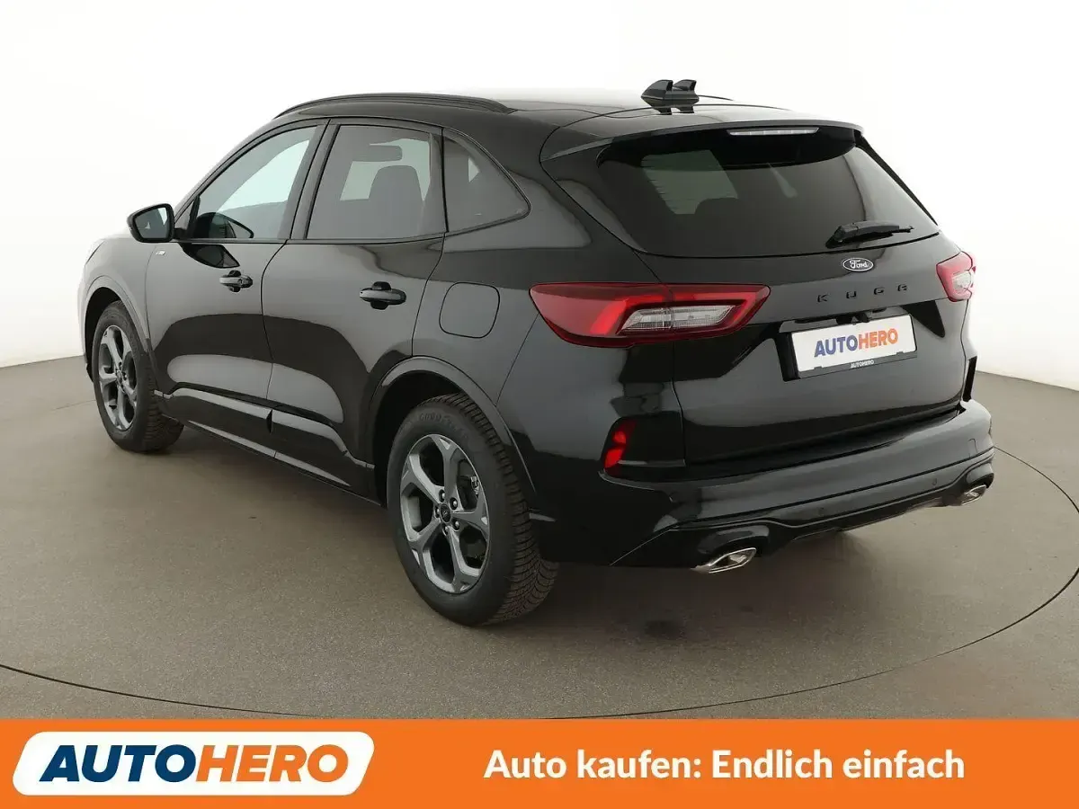 Gebraucht Ford Kuga ST-Line 150 PS (110 kW) 2025 Schwarz SUV