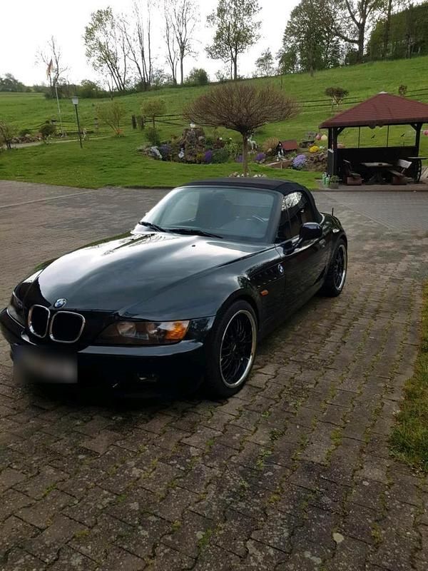 Gebraucht BMW Z3 116 PS (85 kW) 1996 Schwarz Cabrio