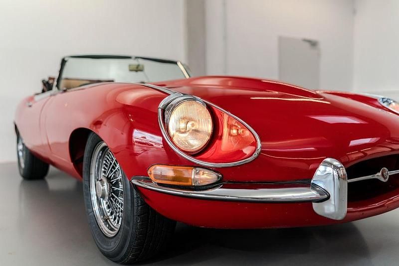 Gebraucht Jaguar E-Type 265 PS (194 kW) 1968 Rot Cabrio