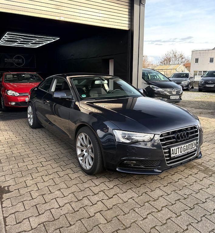 Gebraucht Audi A5 Ambiente 190 PS (139 kW) 2016 Schwarz Coupé