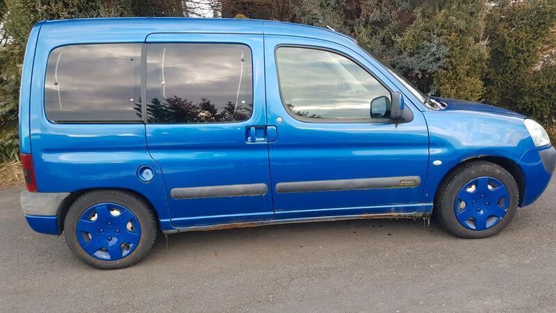 Gebraucht Citroën Berlingo 109 PS (80 kW) 2005 Blau Van / Kleinbus