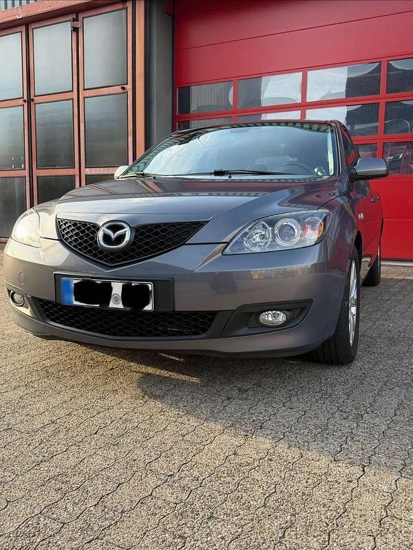 Gebraucht Mazda 3 105 PS (77 kW) 2008 Grau Kleinwagen