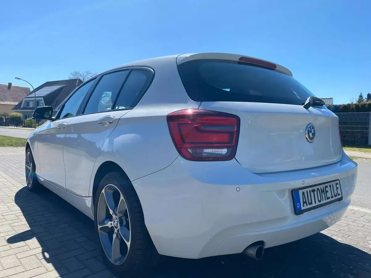 Używany BMW 118 143 KM (105 kW) 2013 Biały Hatchback