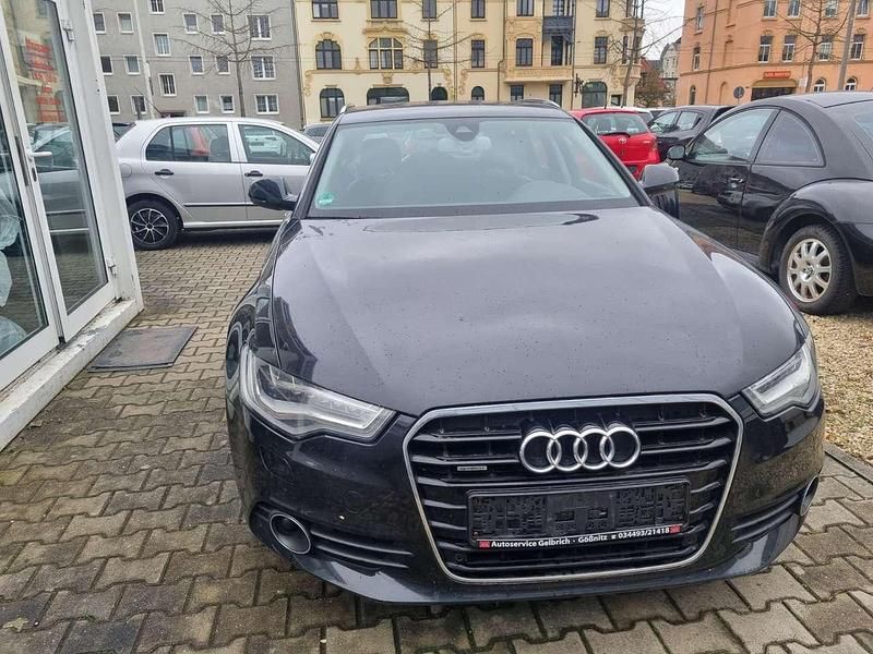 Phantomschwarz perleffekt Gebraucht 2012 Audi A6 Kombi | 8.900 € (Superpreis) - Bild 1/4