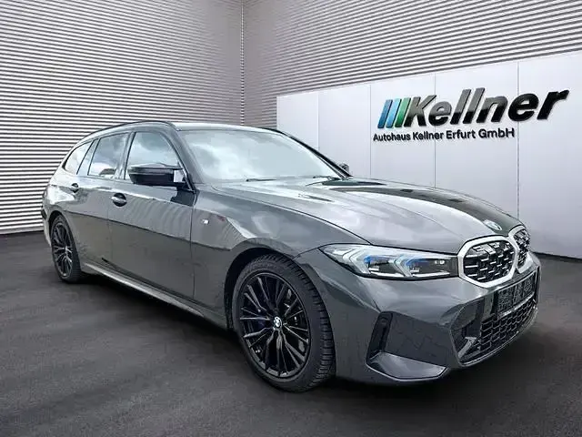Gebraucht BMW M340 M Sport 377 PS (277 kW) 2025 Grau Limousine