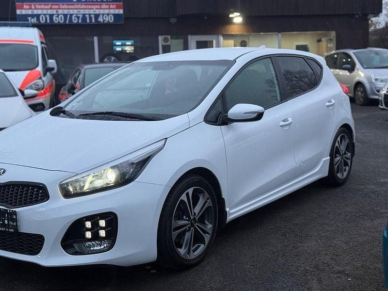 Gebraucht Kia Ceed GT-Line 136 PS (100 kW) 2018 Weiß Kleinwagen