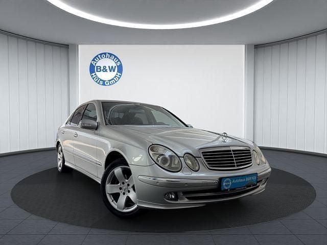 Silber Gebraucht 2003 Mercedes E240 Limousine | 2.999 € (Guter Preis) - Bild 1/4