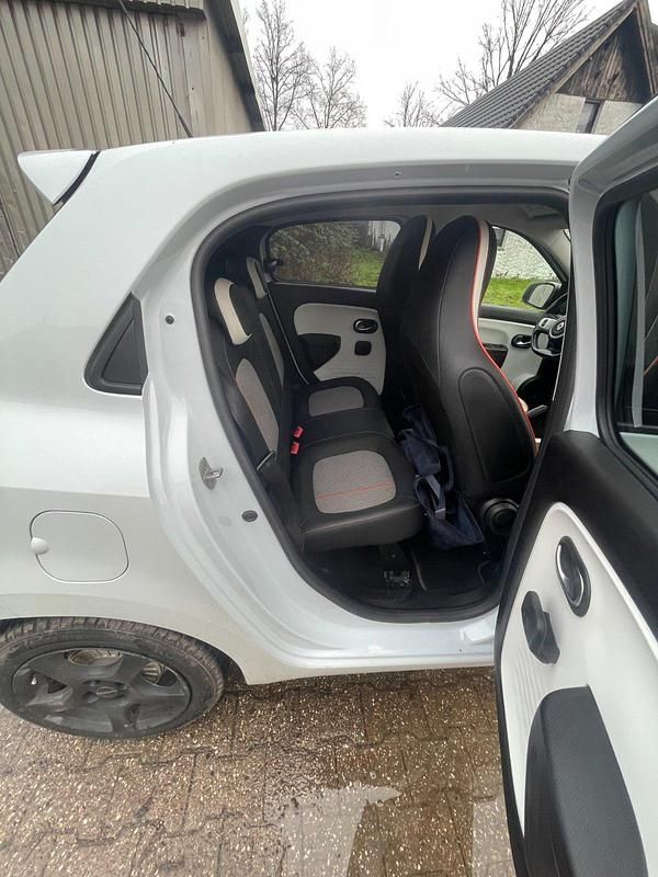 Gebraucht Renault Twingo Vibes 60 kW (82 PS) 2021 Weiß Kleinwagen