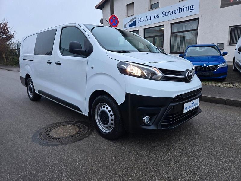 Gebraucht Toyota Proace 122 PS (89 kW) 2020 Weiß Van / Kleinbus