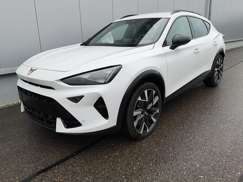 Nevadaweiß metallic Neu 2025 Cupra Formentor SUV | 43.463 € (Fairer Preis) - Bild 1/4