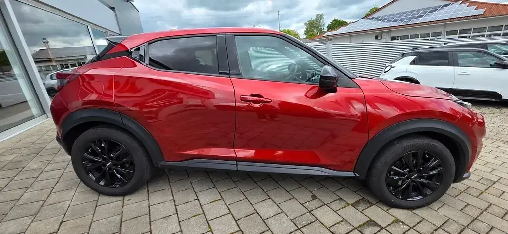 Gebraucht Nissan Juke N-Connecta 114 PS (83 kW) 2021 Rot SUV