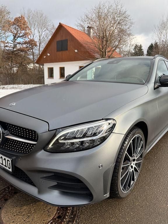 Gebraucht Mercedes C400 333 PS (244 kW) 2019 Grau Limousine