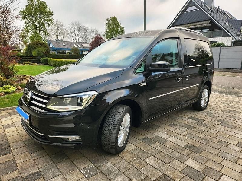 Usata VW Caddy 102 CV (75 kW) 2016 Nero Monovolume