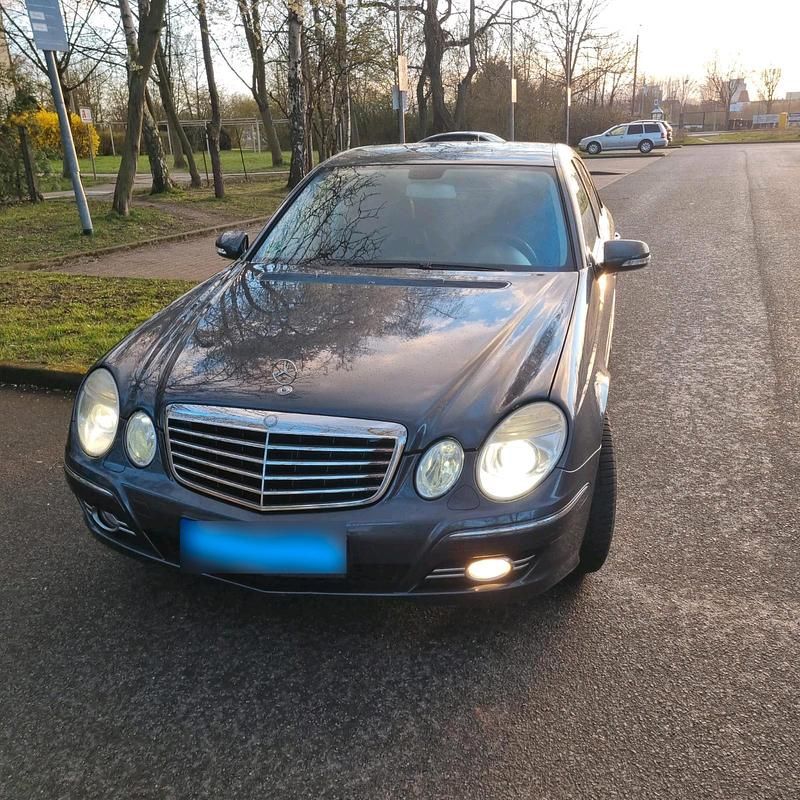 Gebraucht Mercedes E280 190 PS (139 kW) 2008 Grau Limousine