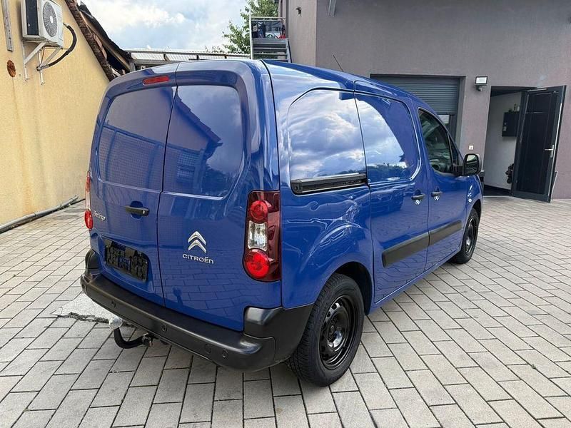 Gebraucht Citroën Berlingo 75 PS (55 kW) 2018 Blau Van / Kleinbus