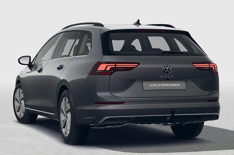 Neu VW Golf VIII Style 150 PS (110 kW) 2025 Delfingrau metallic Kombi