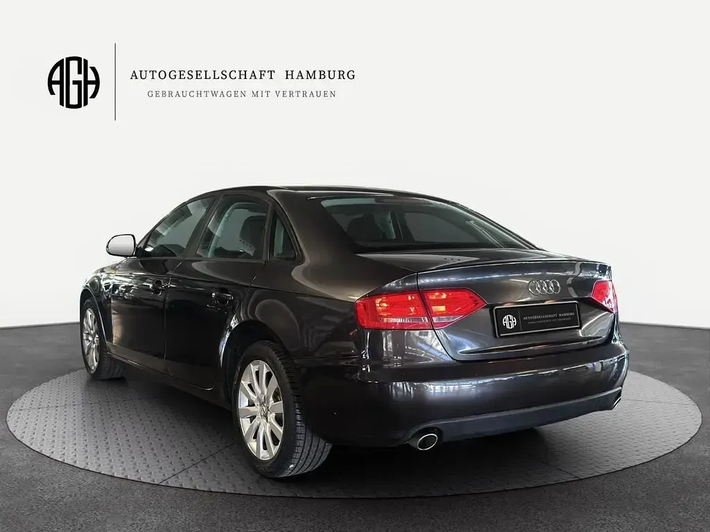 Gebraucht Audi A4 Attraction 190 PS (139 kW) 2008 Grau Limousine