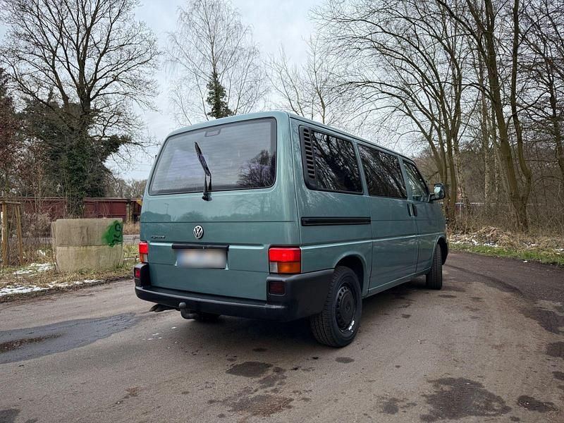 Gebraucht VW T4 102 PS (75 kW) 2002 Grün Van