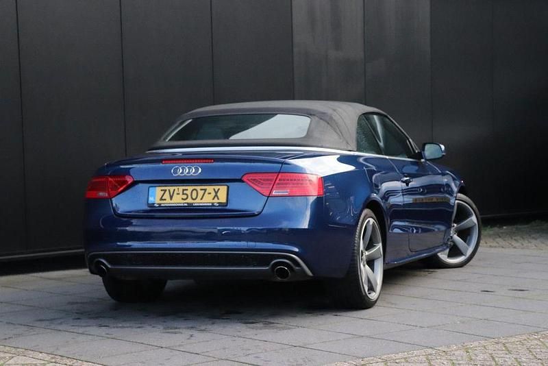 Gebraucht Audi A5 Cabriolet S-Line 177 PS (130 kW) 2016 Blau Cabrio
