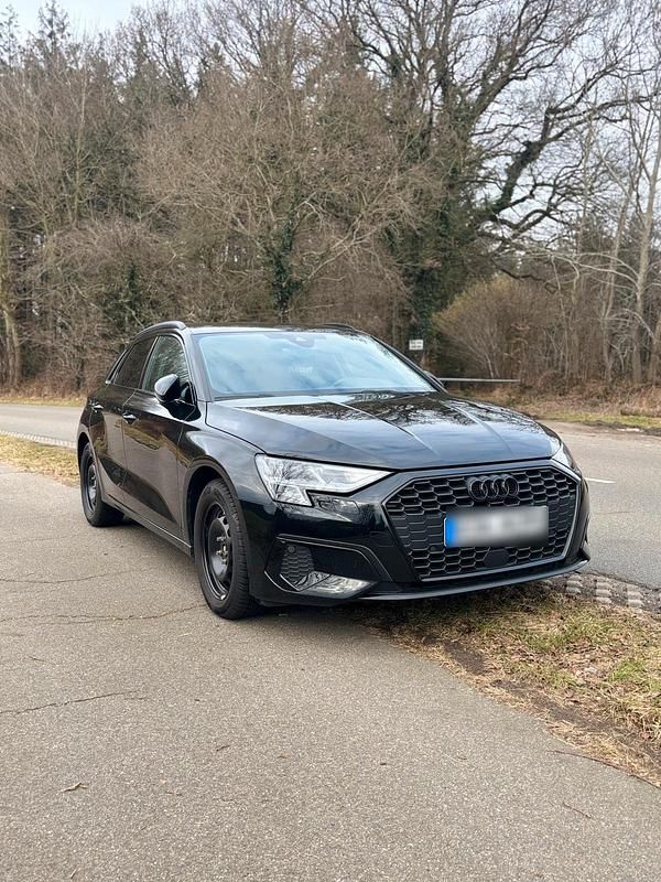 Gebraucht Audi A3 Sportback Advanced Plus 150 PS (110 kW) 2023 Schwarz Kleinwagen
