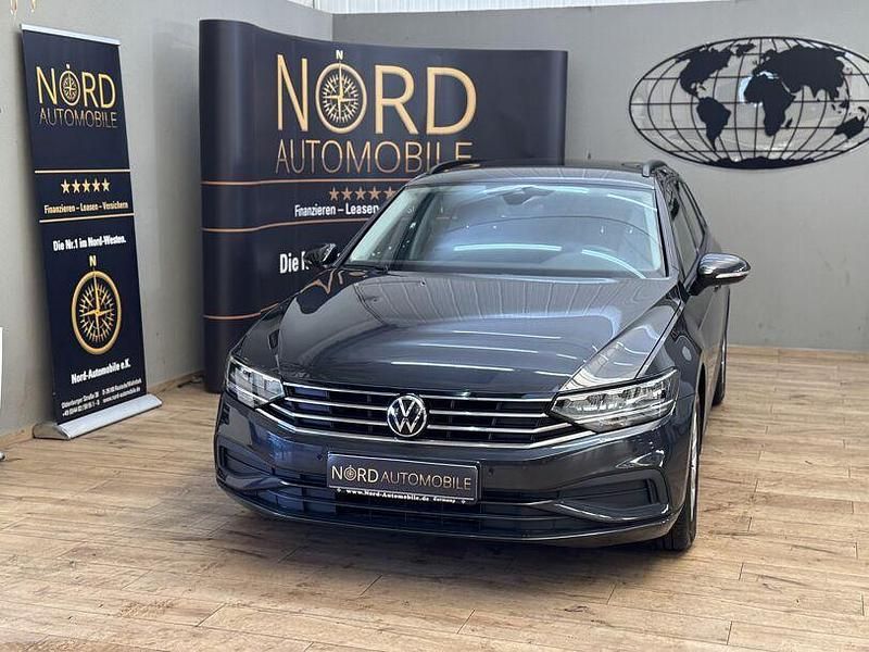 Gebraucht VW Passat Conceptline 122 PS (89 kW) 2024 Mangangrau metallic (metallic) Kombi