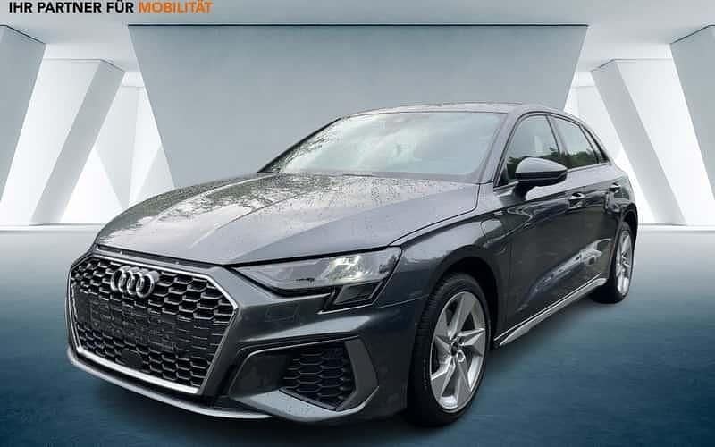 Grau Gebraucht 2022 Audi A3 Sportback e-tron Advanced Kleinwagen | 23.877 € (Guter Preis) - Bild 1/4
