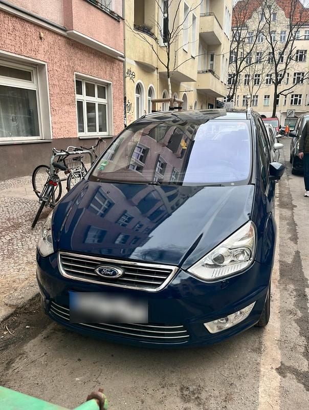 Gebraucht Ford Galaxy Titanium 140 PS (102 kW) 2012 Blau Van / Kleinbus