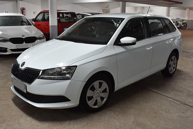 Gebraucht Skoda Fabia Cool Plus 75 PS (55 kW) 2019 Weiß Kombi
